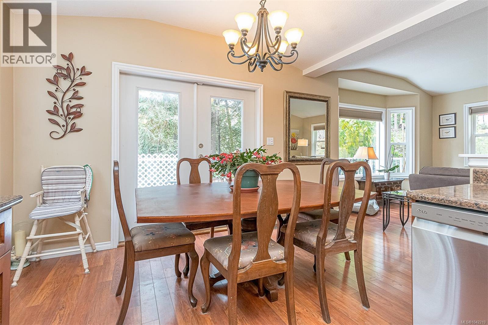 350 Dogwood Dr - 24