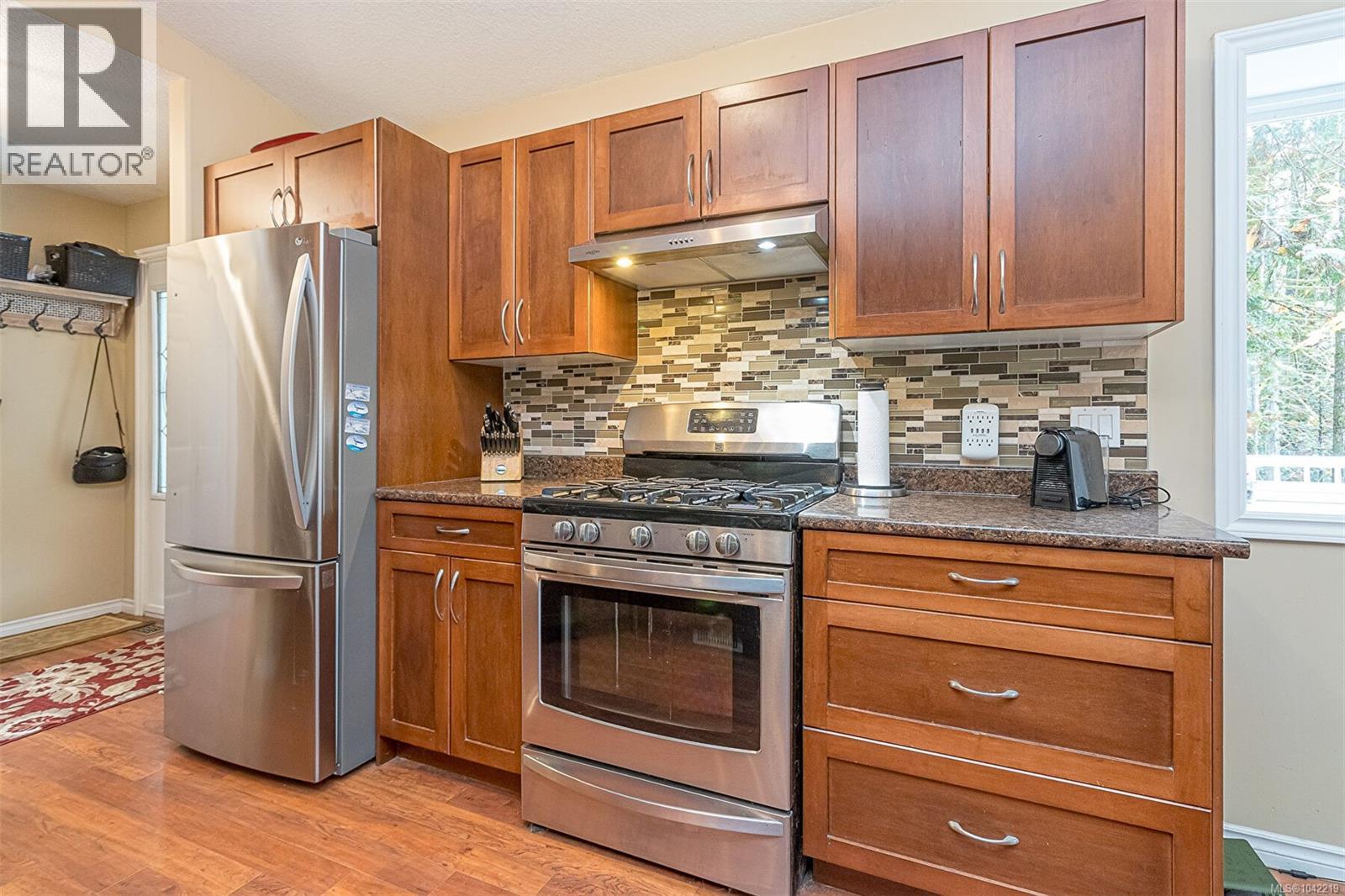 350 Dogwood Dr - 27