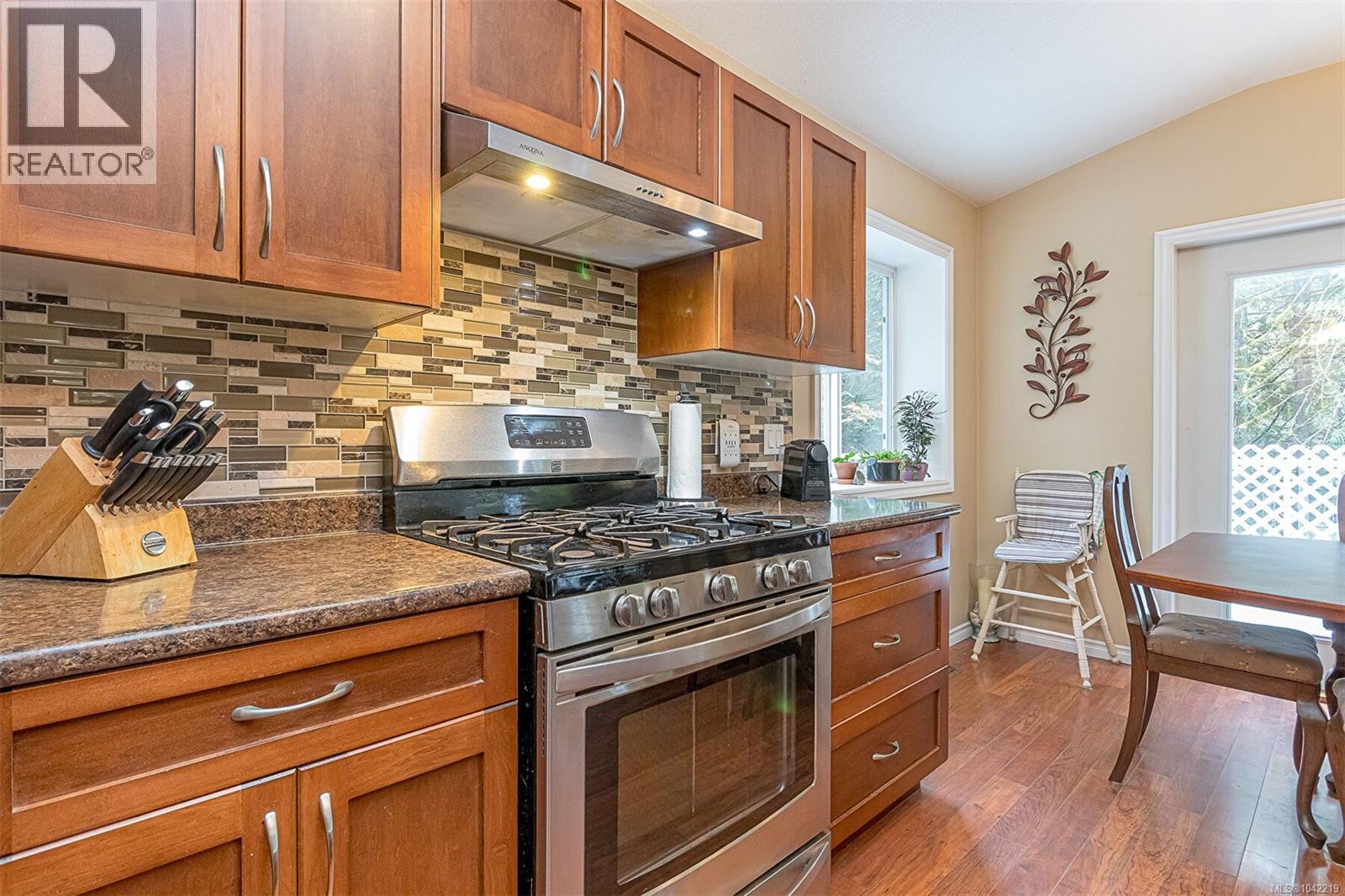350 Dogwood Dr - 30