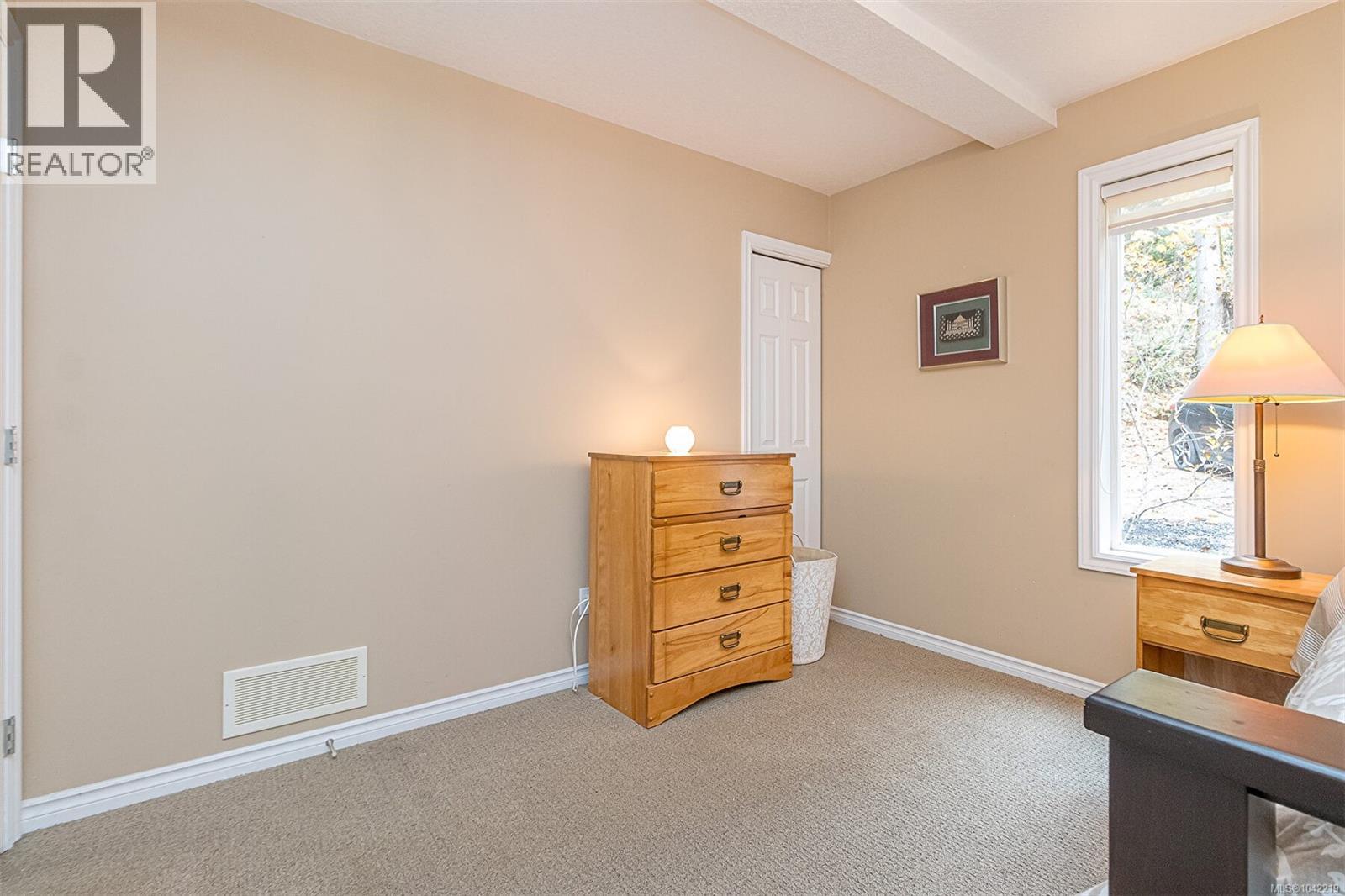 350 Dogwood Dr - 35