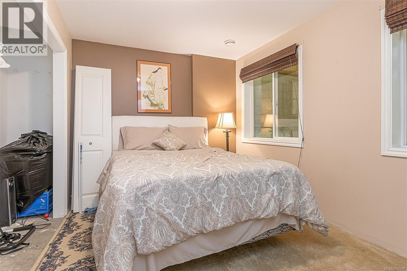 350 Dogwood Dr - 41