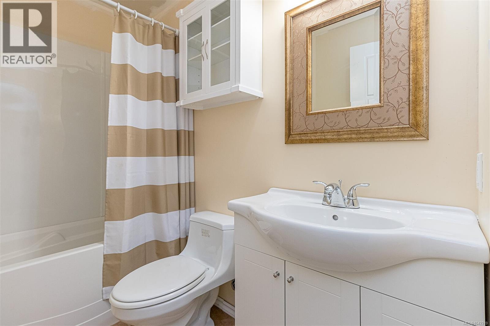 350 Dogwood Dr - 44