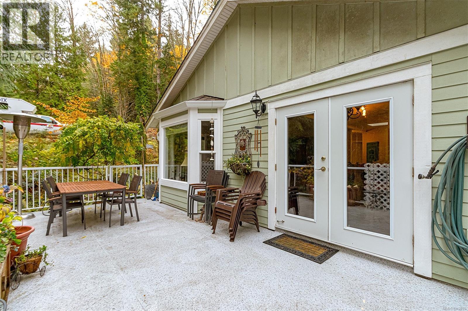 350 Dogwood Dr - 55