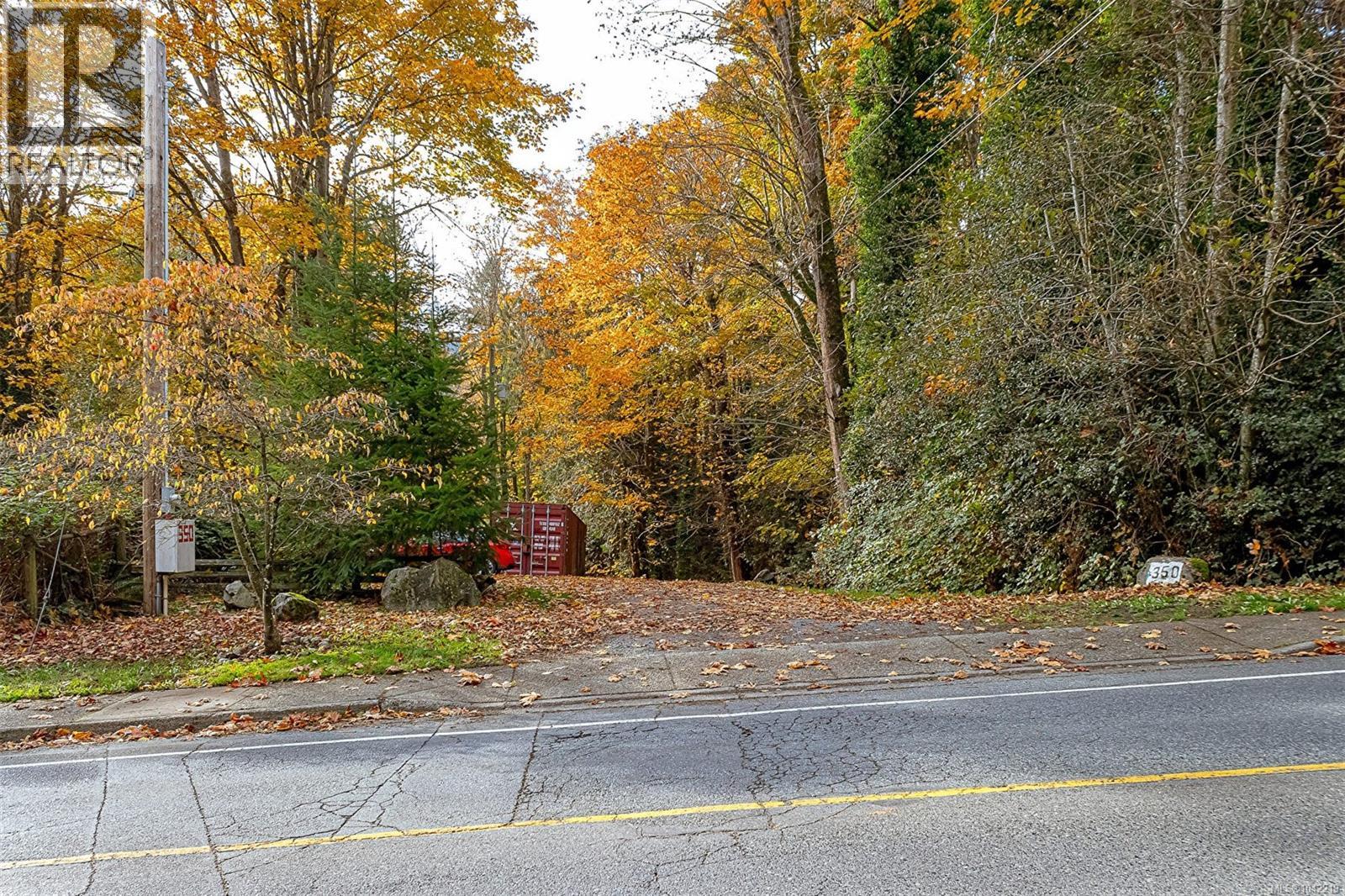 350 Dogwood Dr - 8