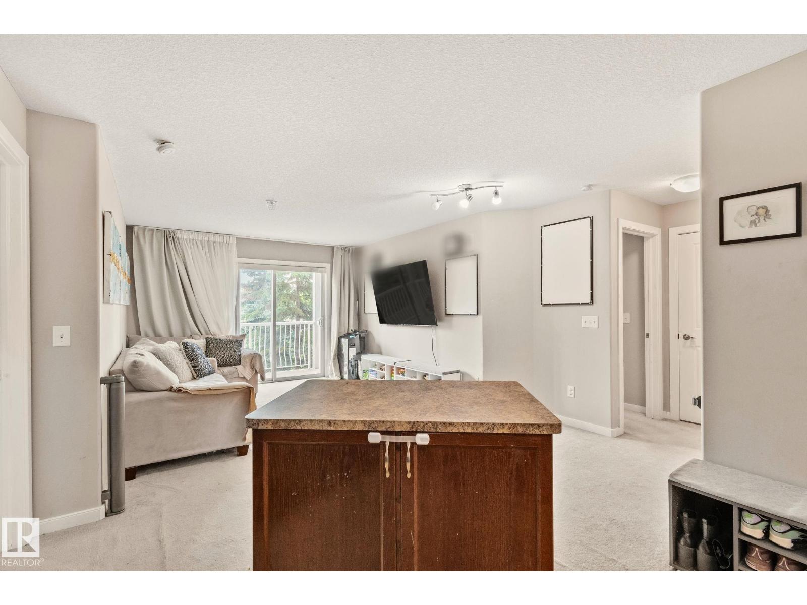 #209 240 SPRUCE RIDGE RD - 12