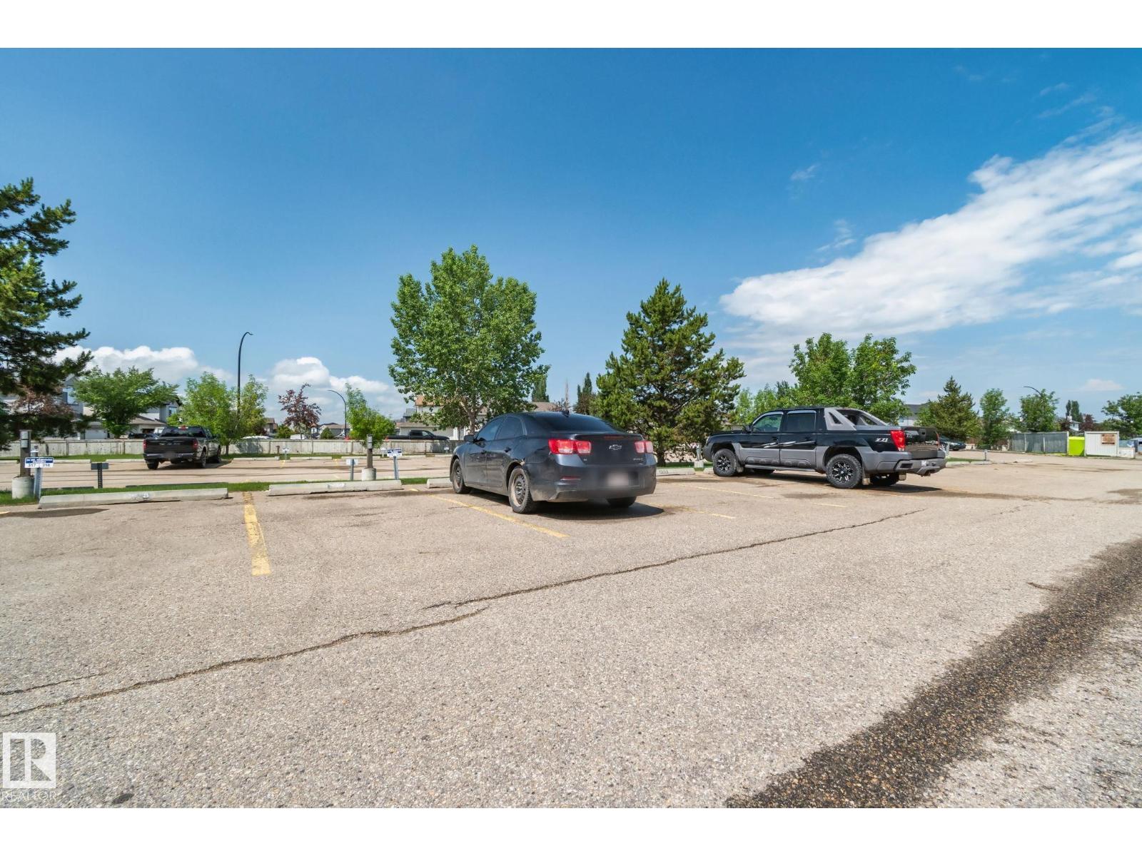 #209 240 SPRUCE RIDGE RD - 30