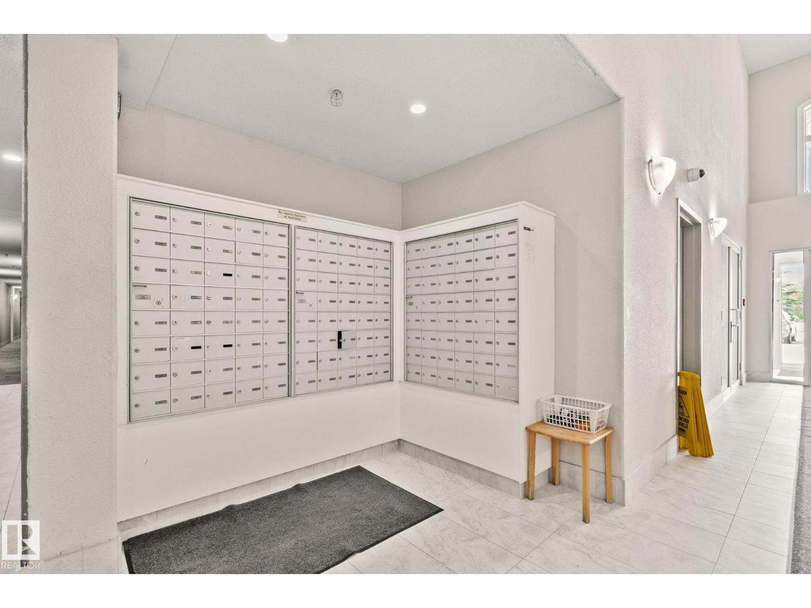 #209 240 SPRUCE RIDGE RD - 5