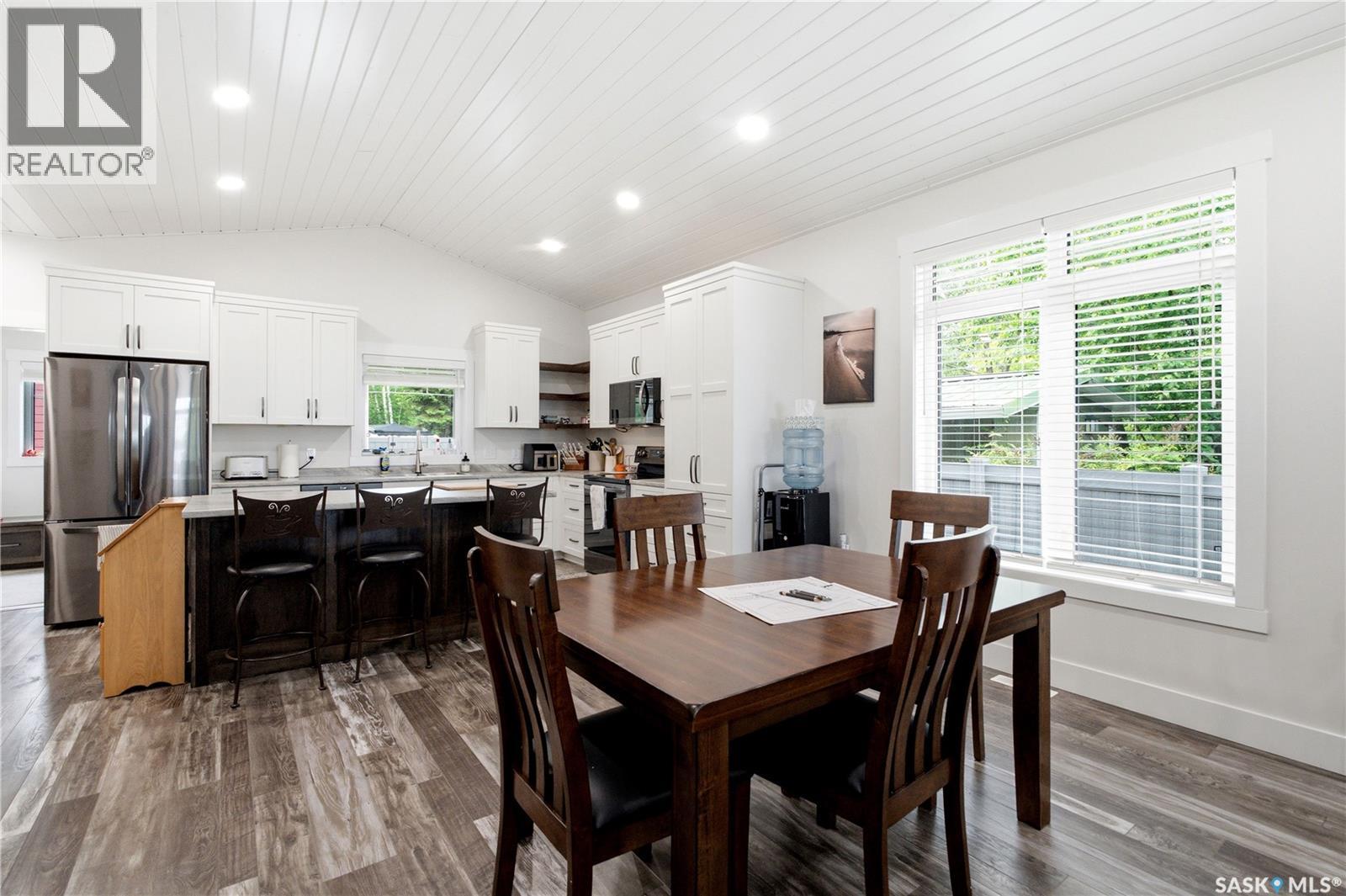 251 Lakeshore DRIVE - 15