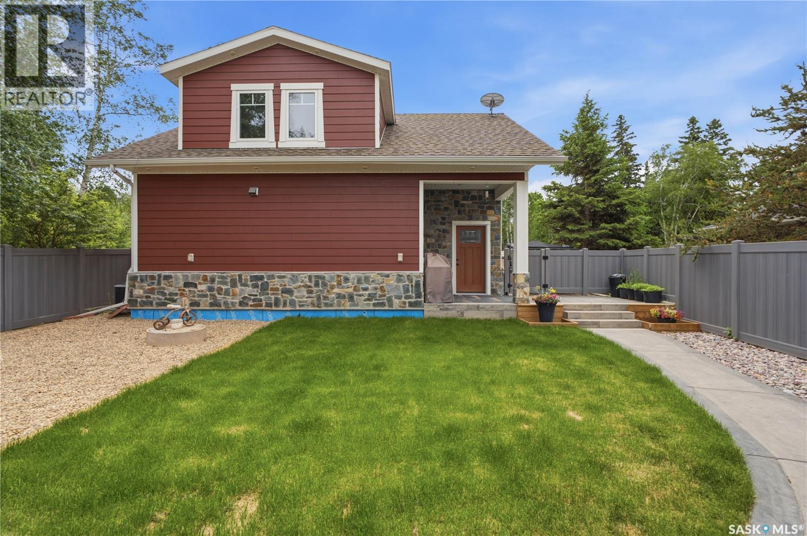 251 Lakeshore DRIVE - 35