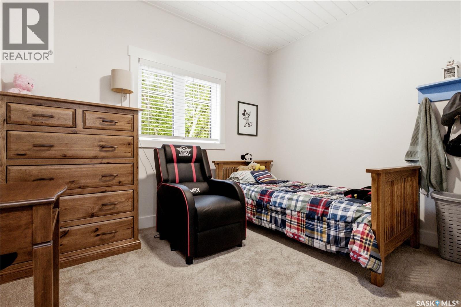 251 Lakeshore DRIVE - 25