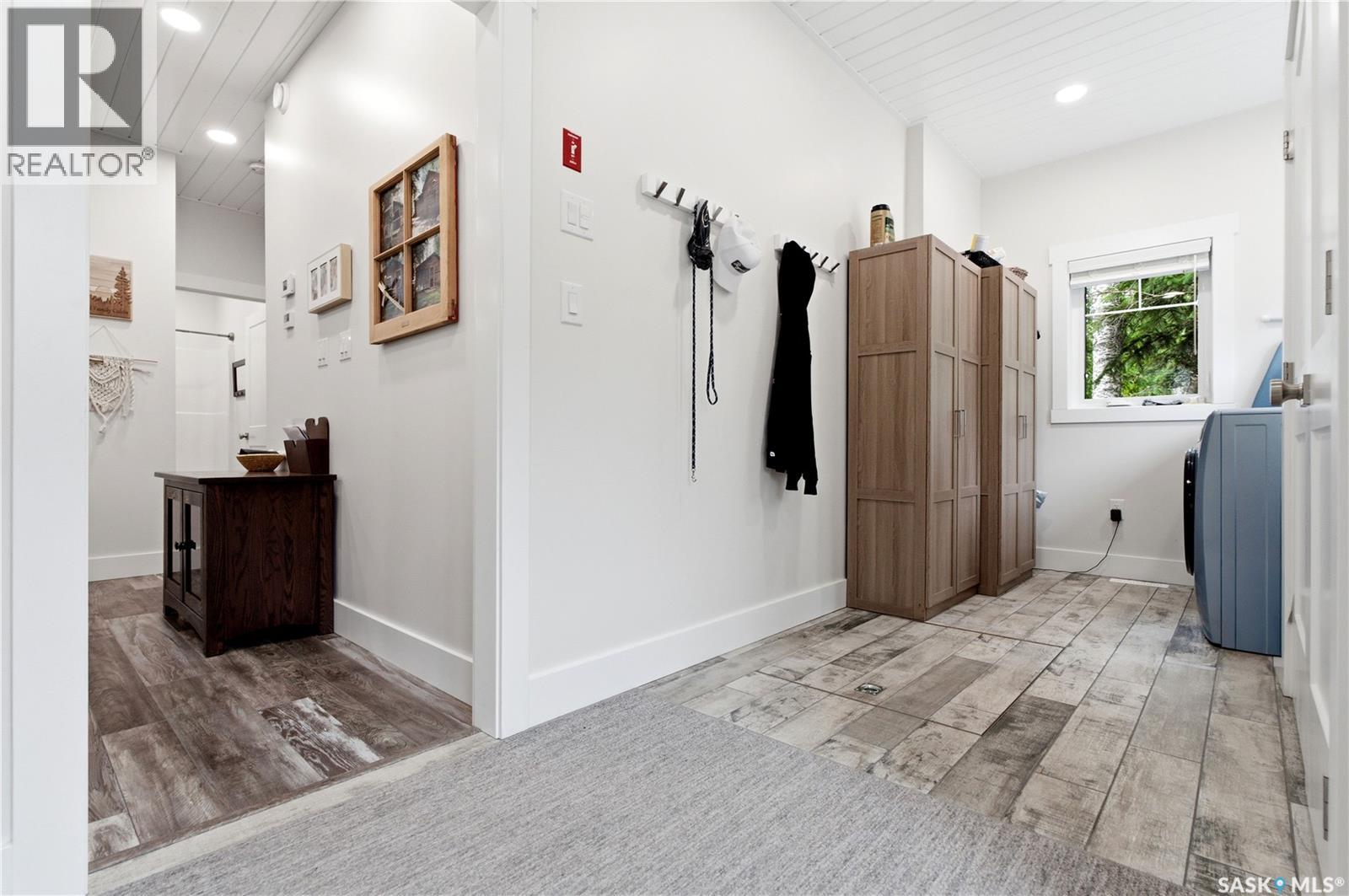 251 Lakeshore DRIVE - 28