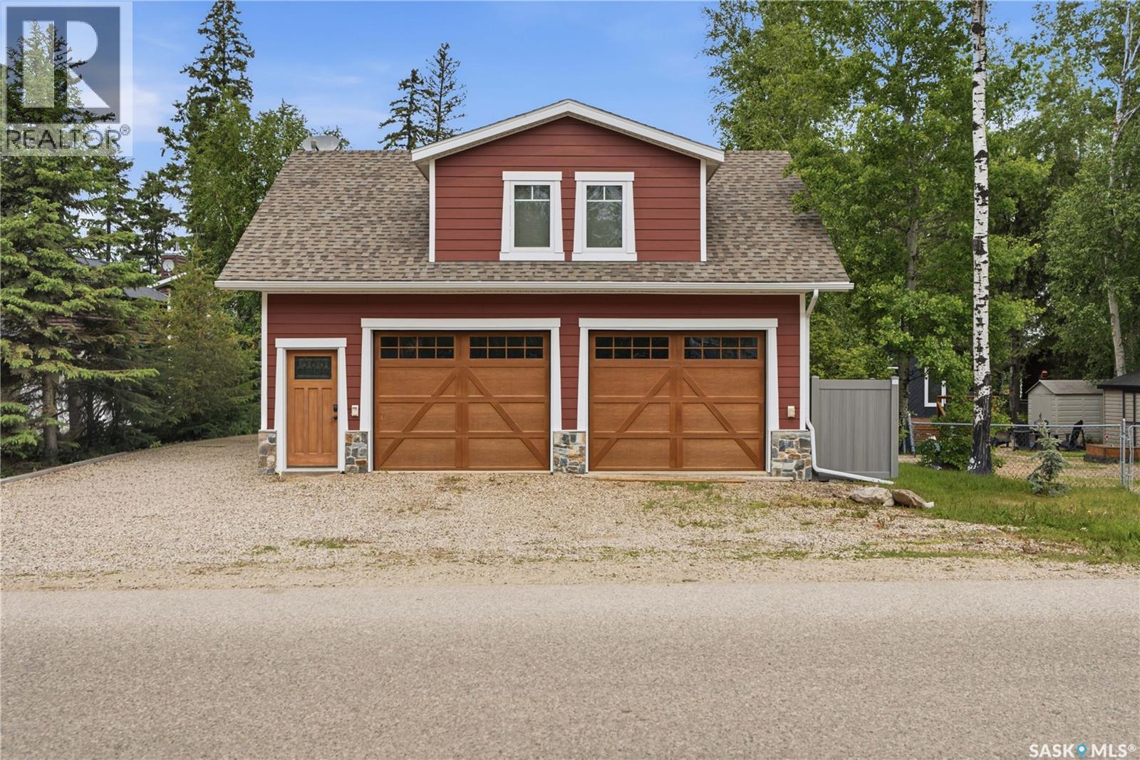 251 Lakeshore DRIVE - 48