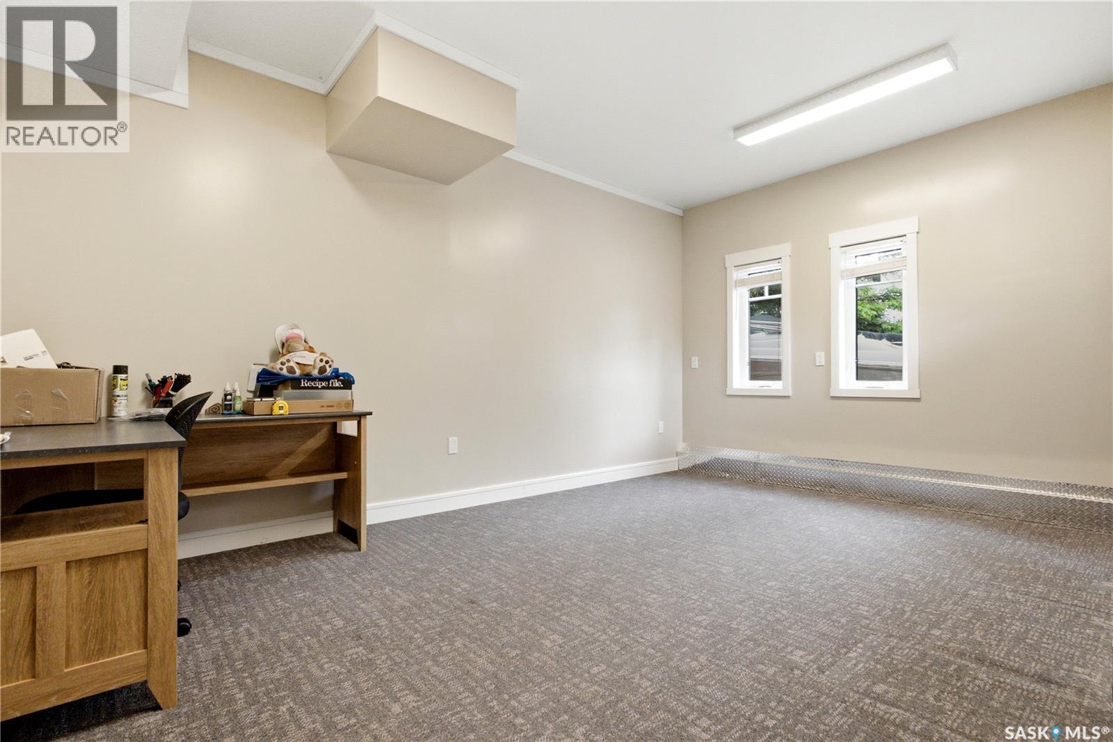 251 Lakeshore DRIVE - 38