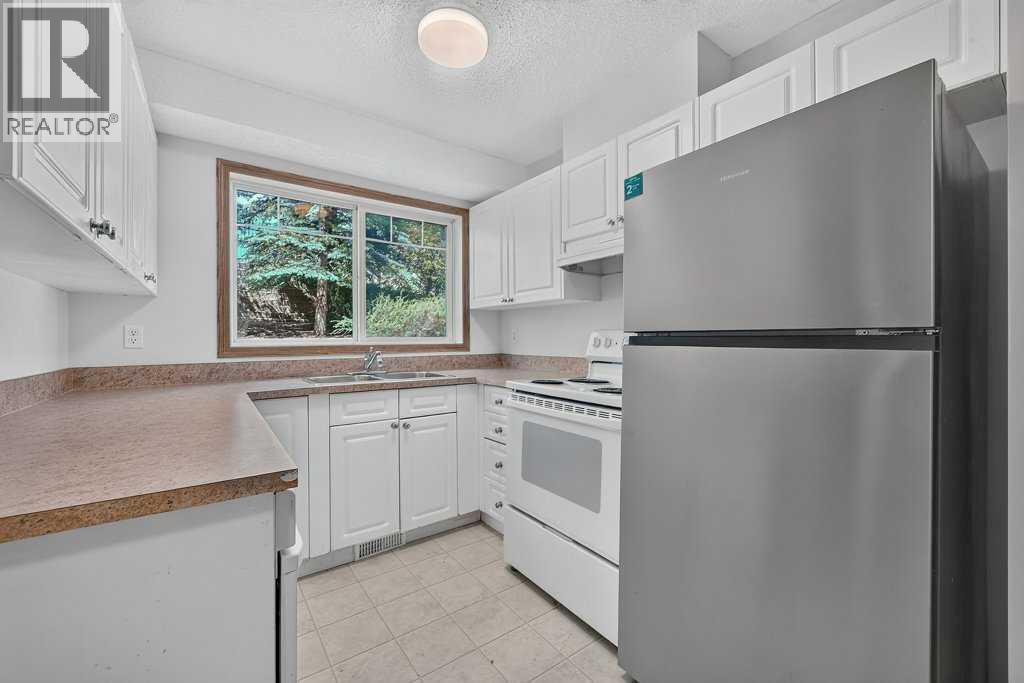 #106 11 Somervale View SW - 17