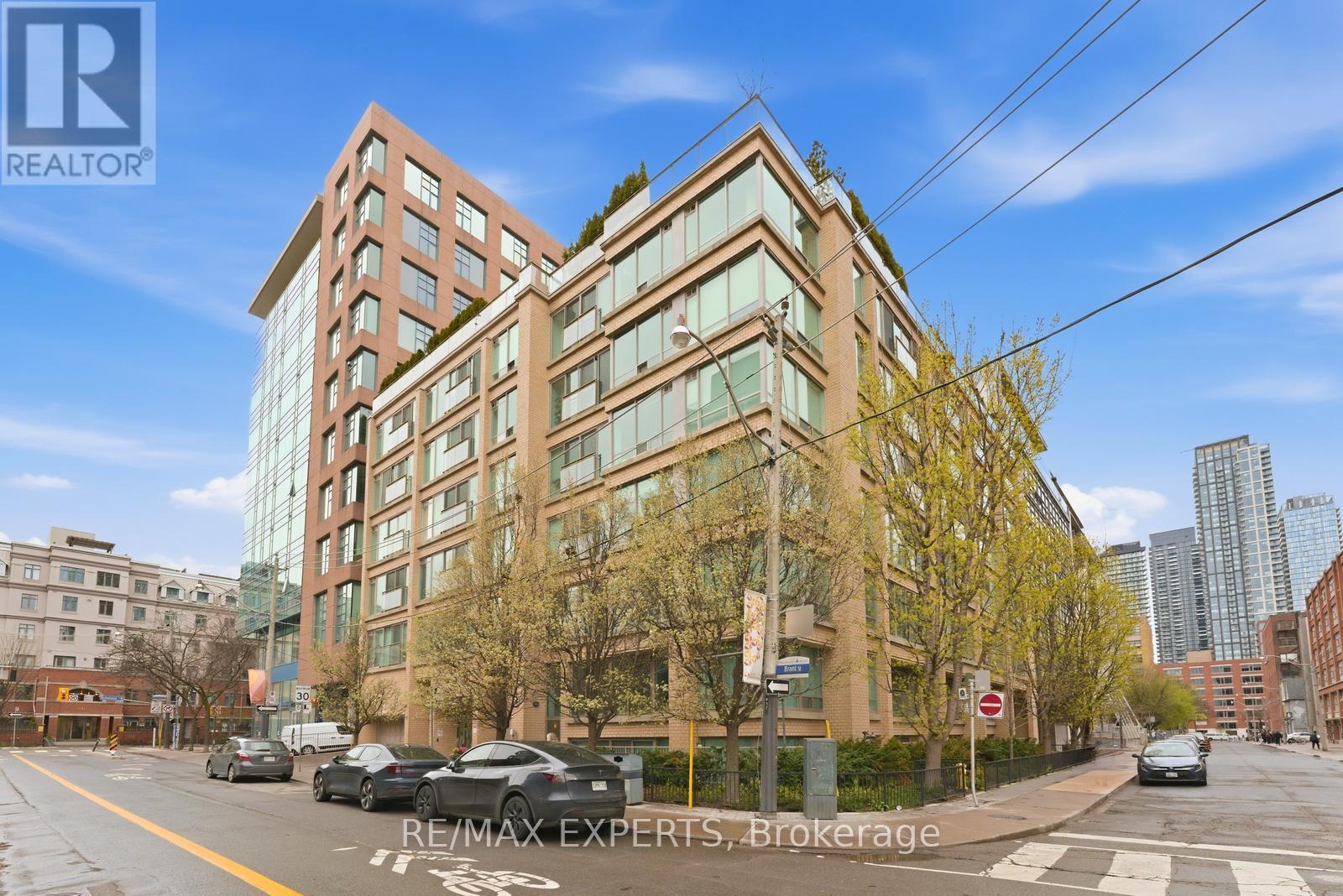 #707 50 CAMDEN STREET - 2
