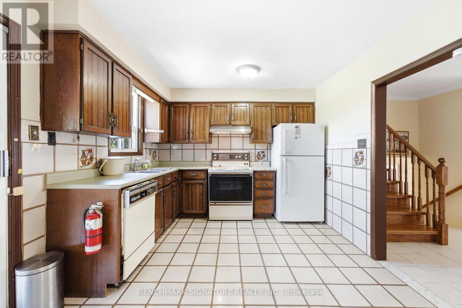 51 BAYBROOK CRESCENT - 16
