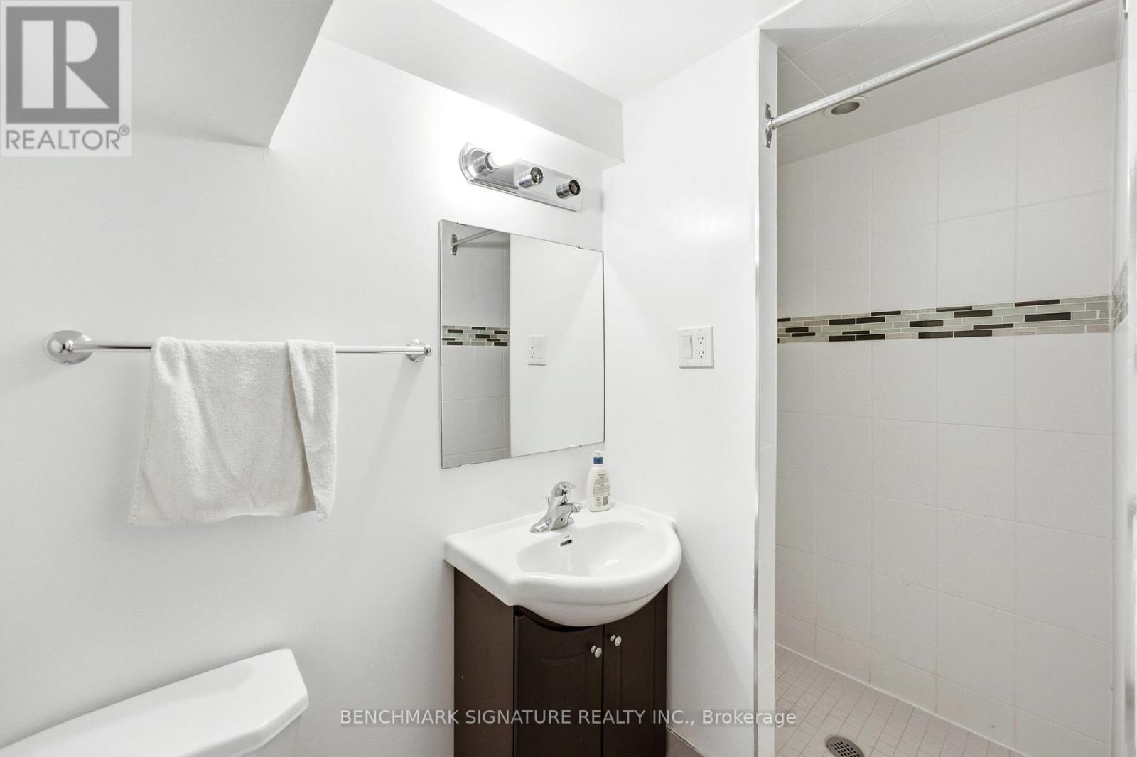 51 BAYBROOK CRESCENT - 31