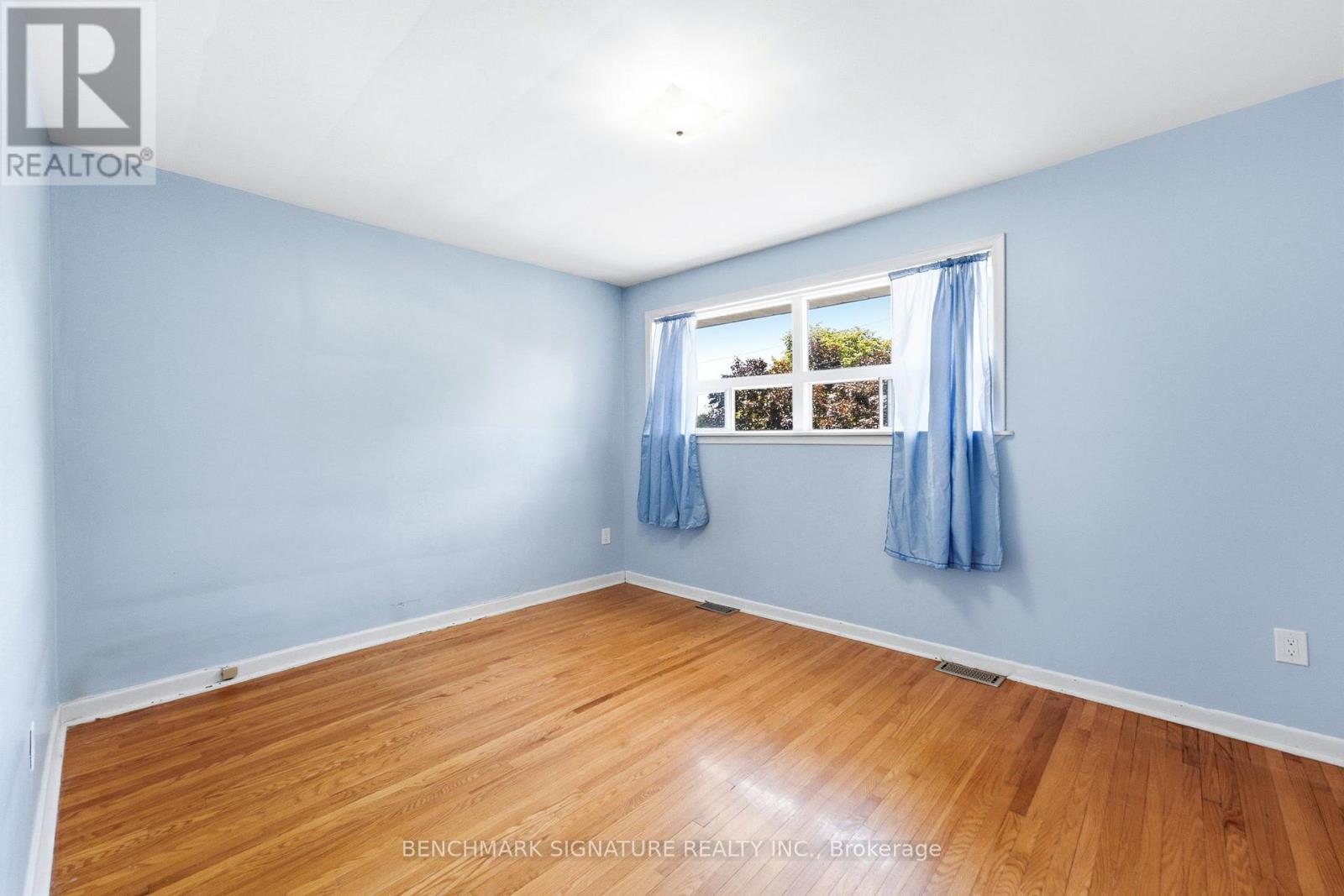 51 BAYBROOK CRESCENT - 22
