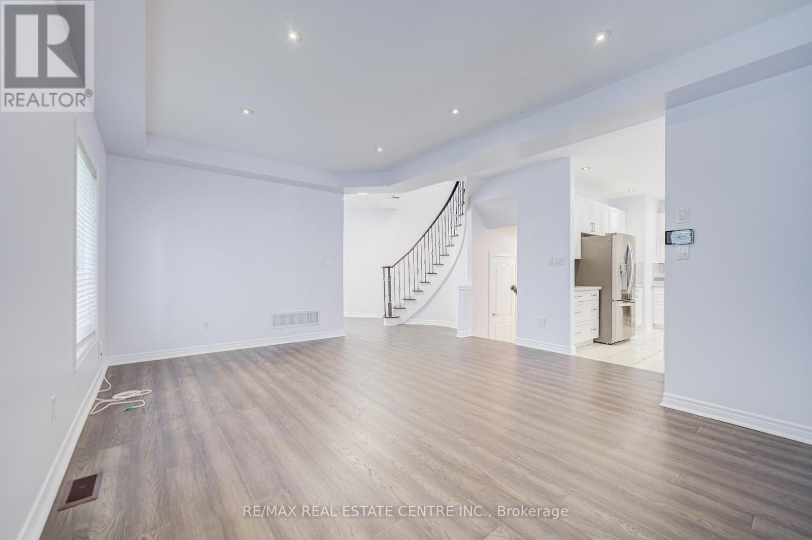 3275 TACC DRIVE - 11