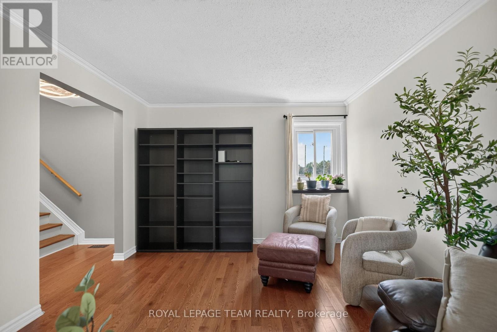 3 Bed, 2 Bath House for Sale in Ottawa – 41 LONGWOOD AVENUE, Ottawa – MLS# X13516910 - Image 19