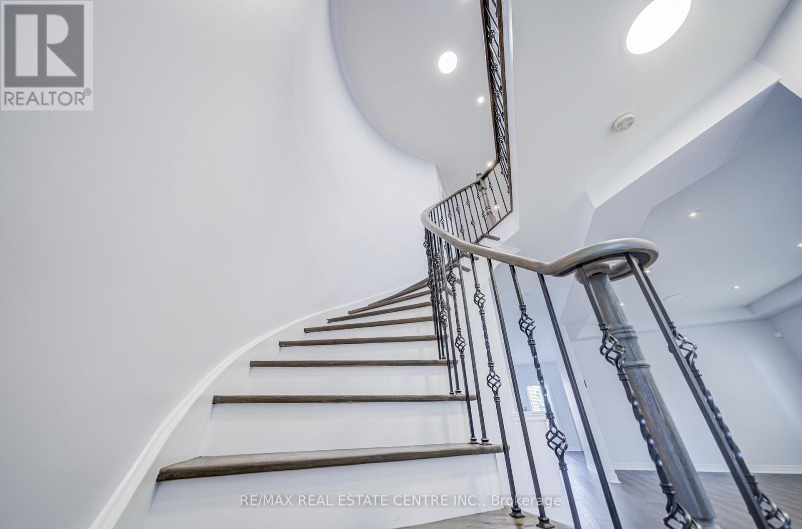 3275 TACC DRIVE - 31