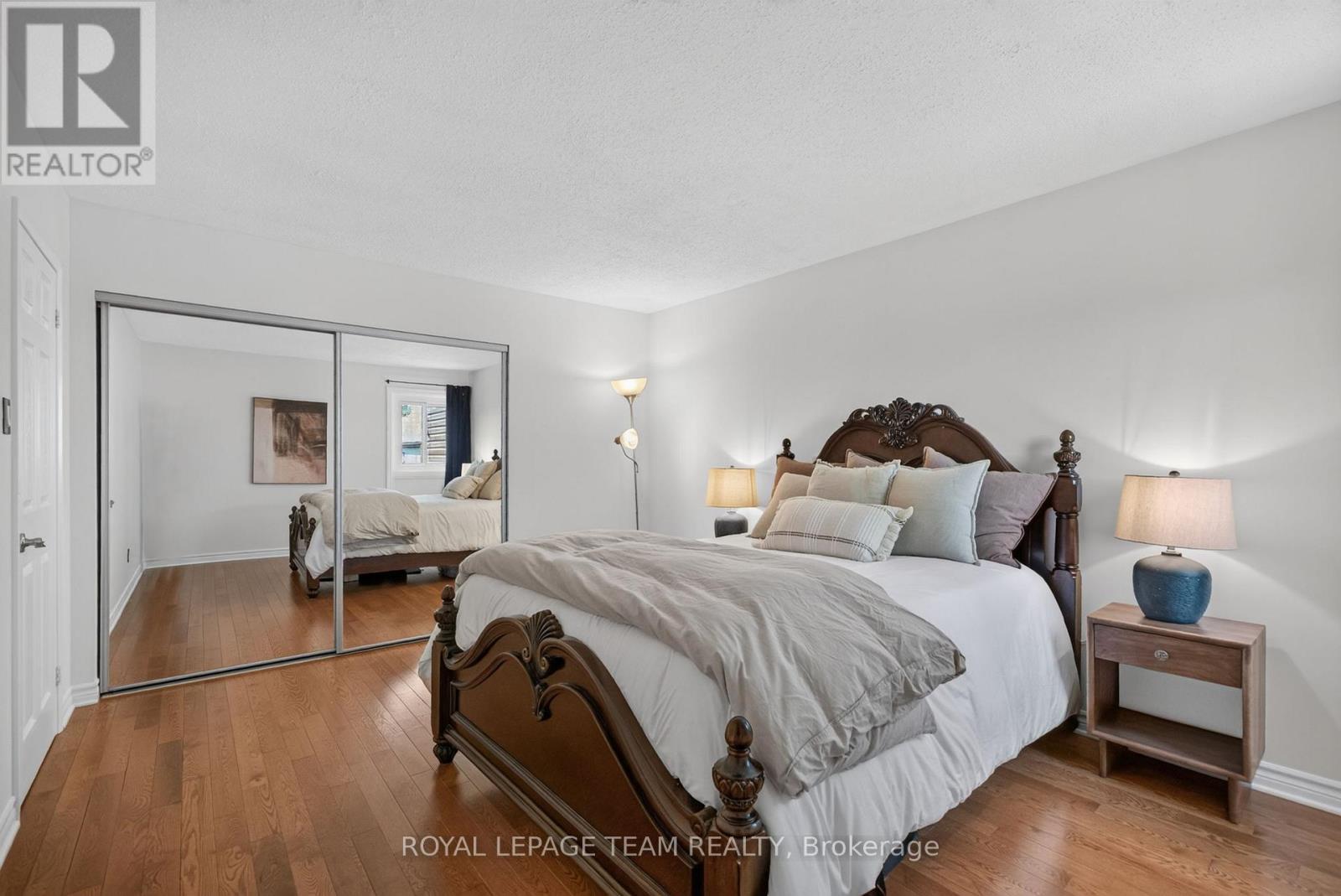 3 Bed, 2 Bath House for Sale in Ottawa – 41 LONGWOOD AVENUE, Ottawa – MLS# X13516910 - Image 41