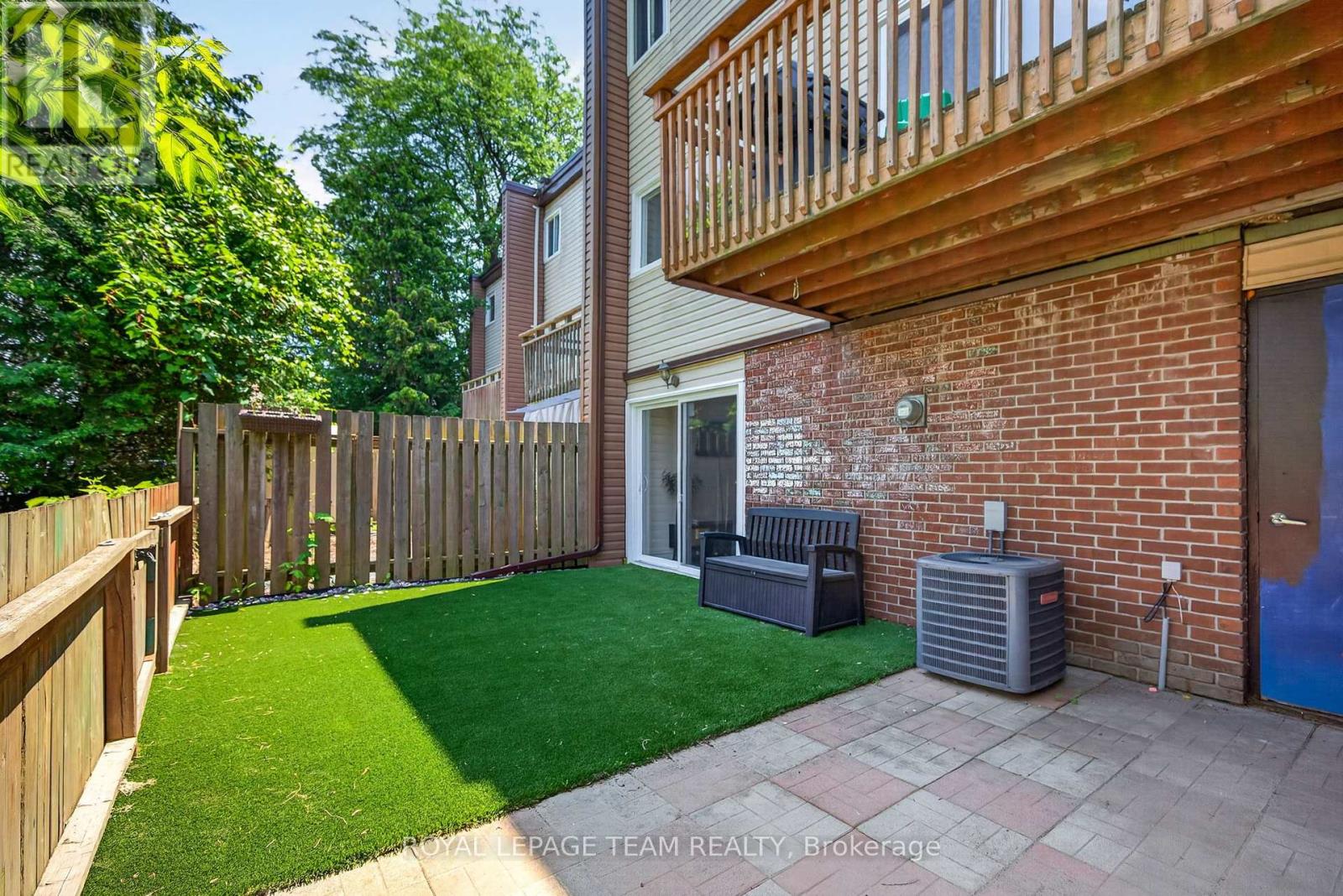 3 Bed, 2 Bath House for Sale in Ottawa – 41 LONGWOOD AVENUE, Ottawa – MLS# X13516910 - Image 9