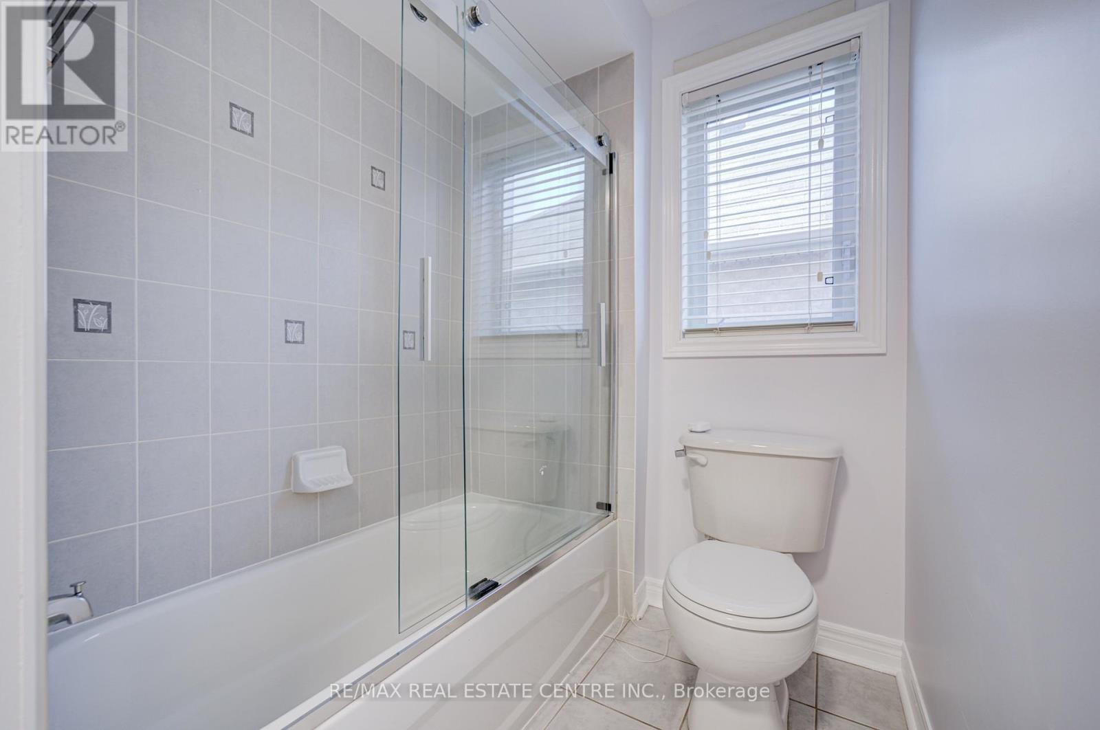 3275 TACC DRIVE - 48