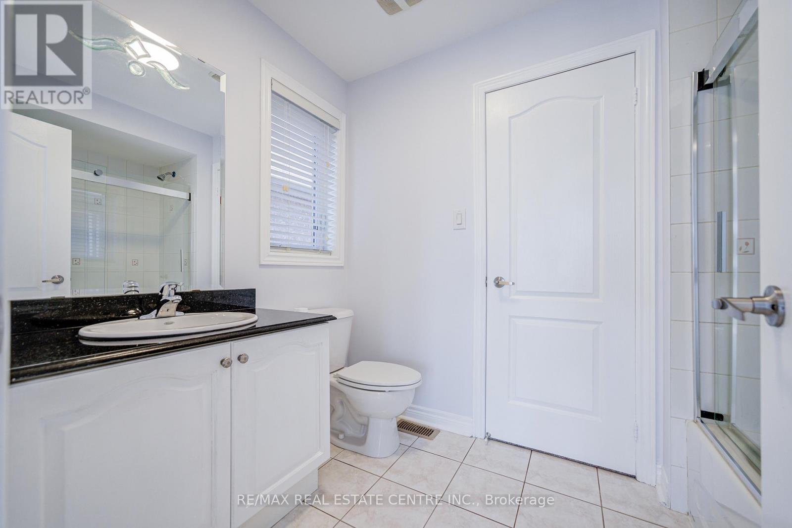 3275 TACC DRIVE - 42