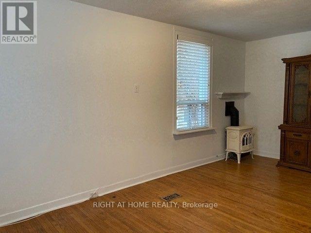 52 BERESFORD AVENUE - 6