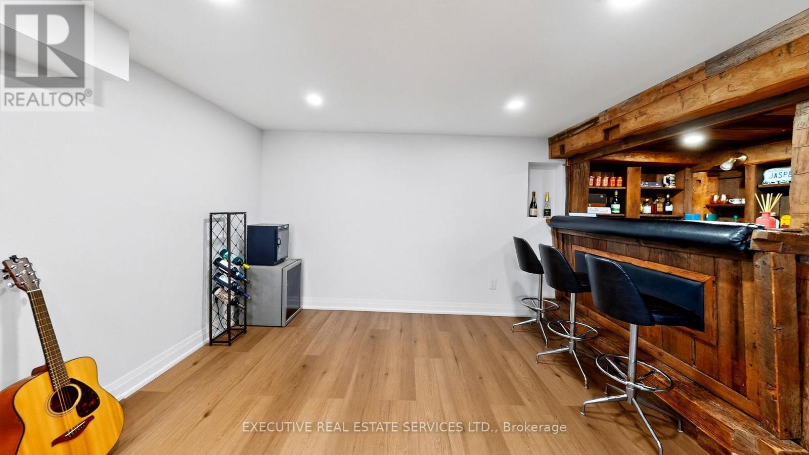 38 PARKER STREET - 29