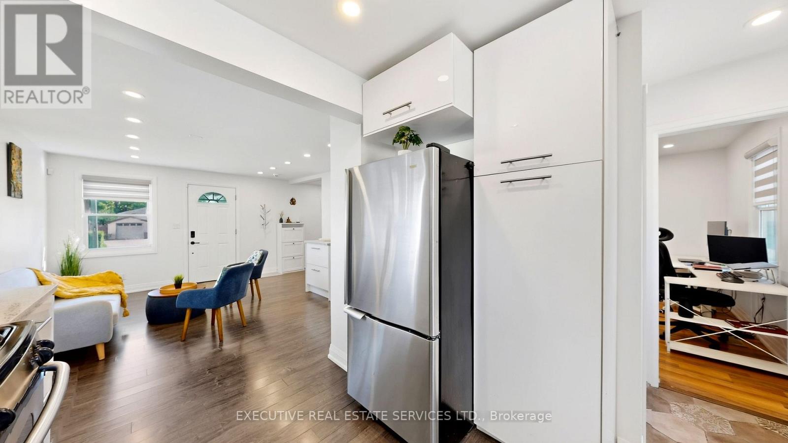 38 PARKER STREET - 13