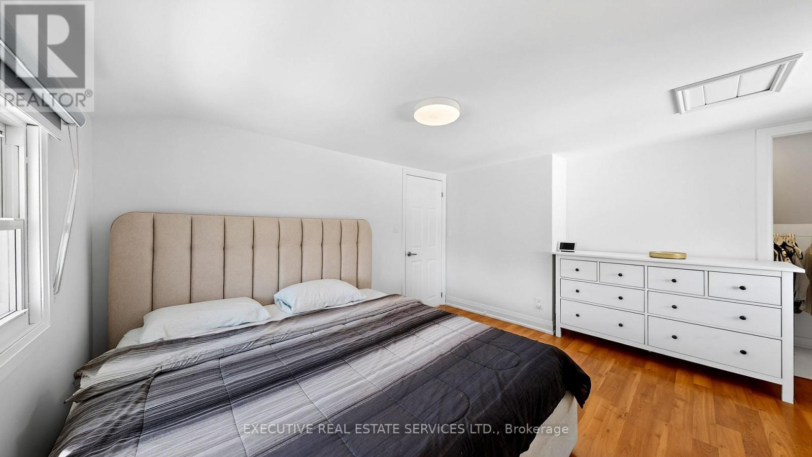38 PARKER STREET - 19