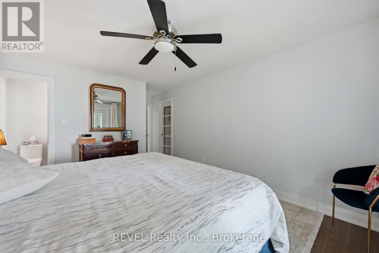 53 BEACHVIEW DRIVE - 29