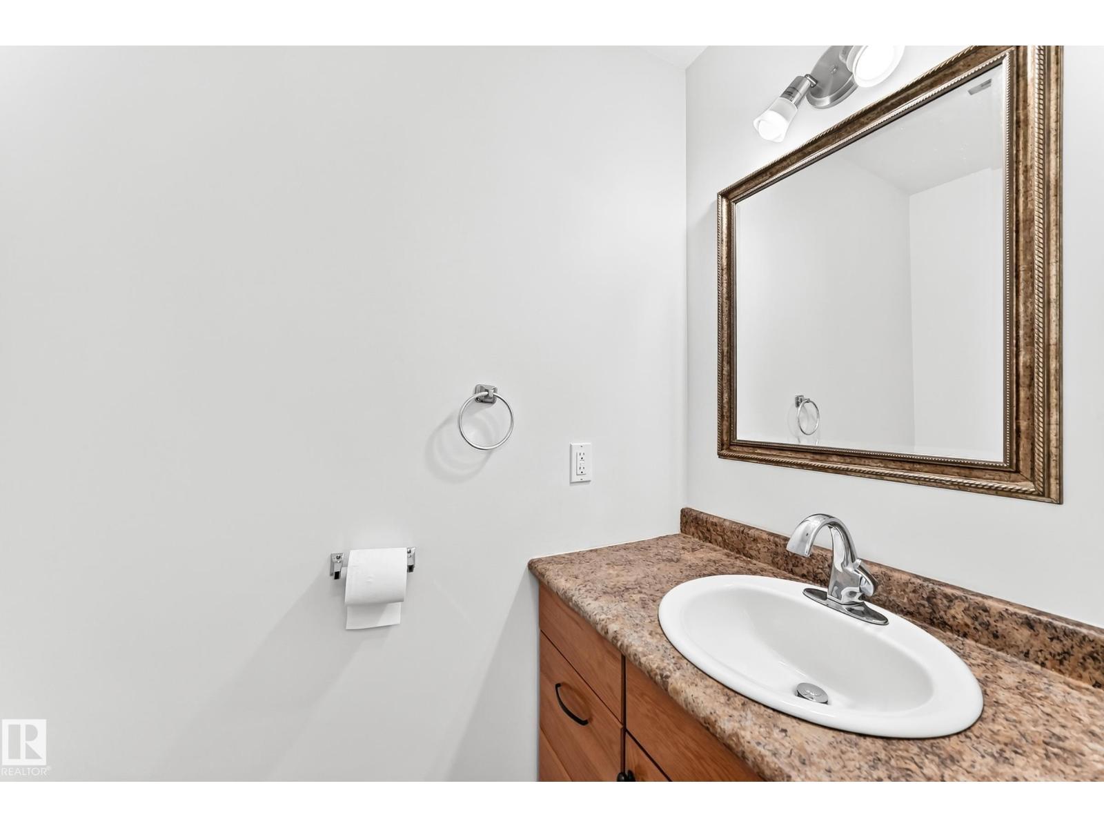 1102 MILLBOURNE RD E NW - 17