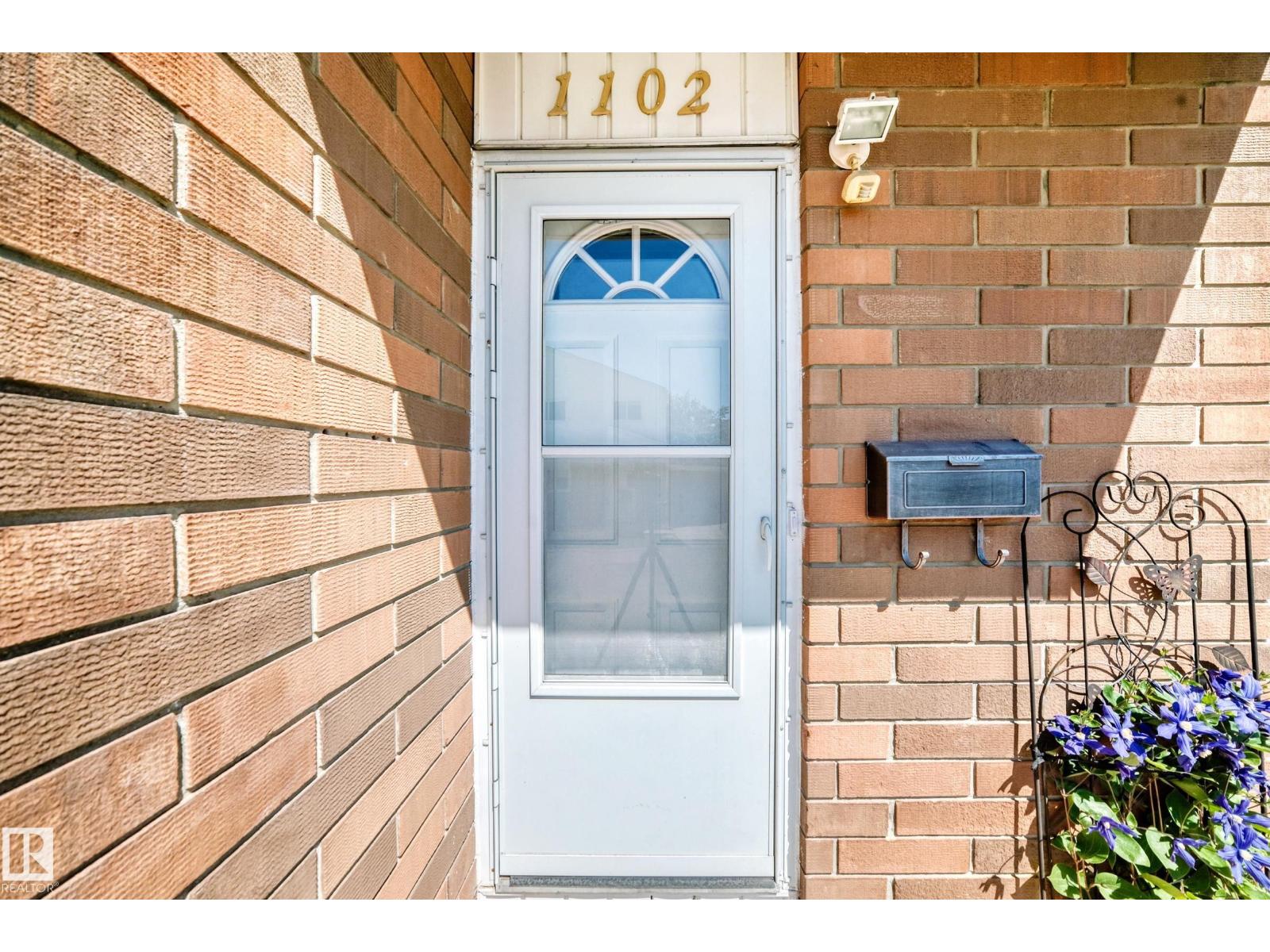 1102 MILLBOURNE RD E NW - 2