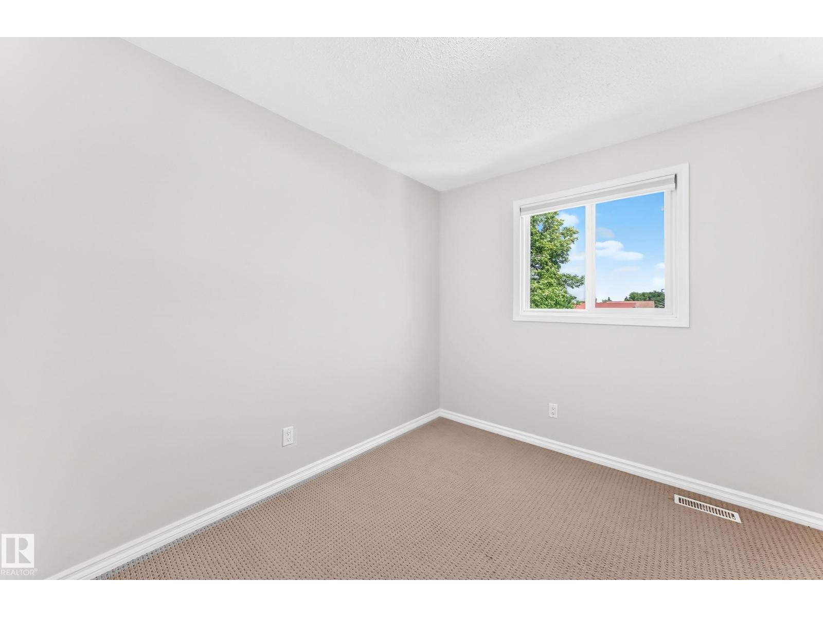 1102 MILLBOURNE RD E NW - 26