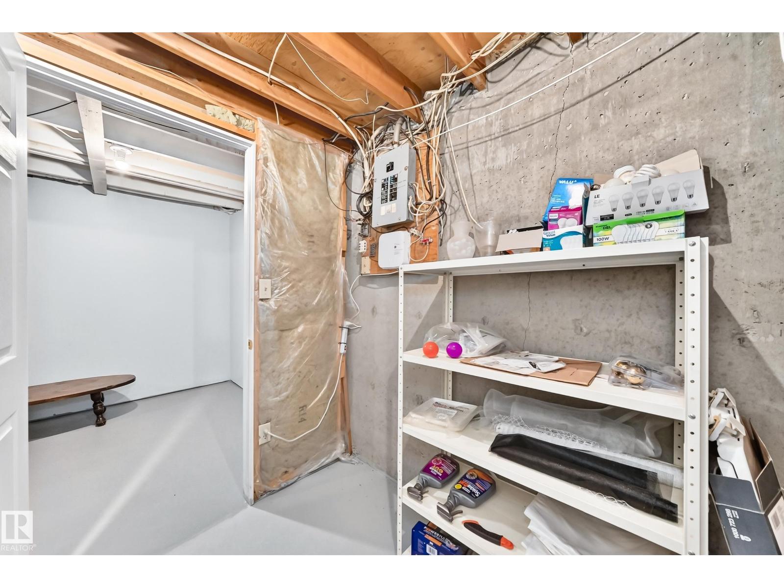 1102 MILLBOURNE RD E NW - 38