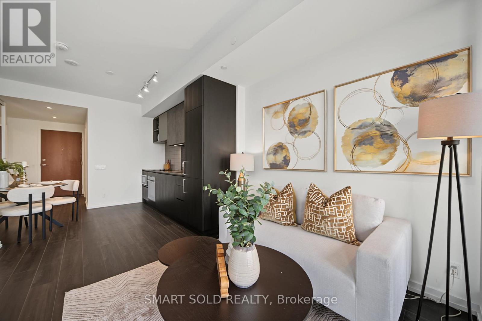#906 1000 PORTAGE PARKWAY - 10