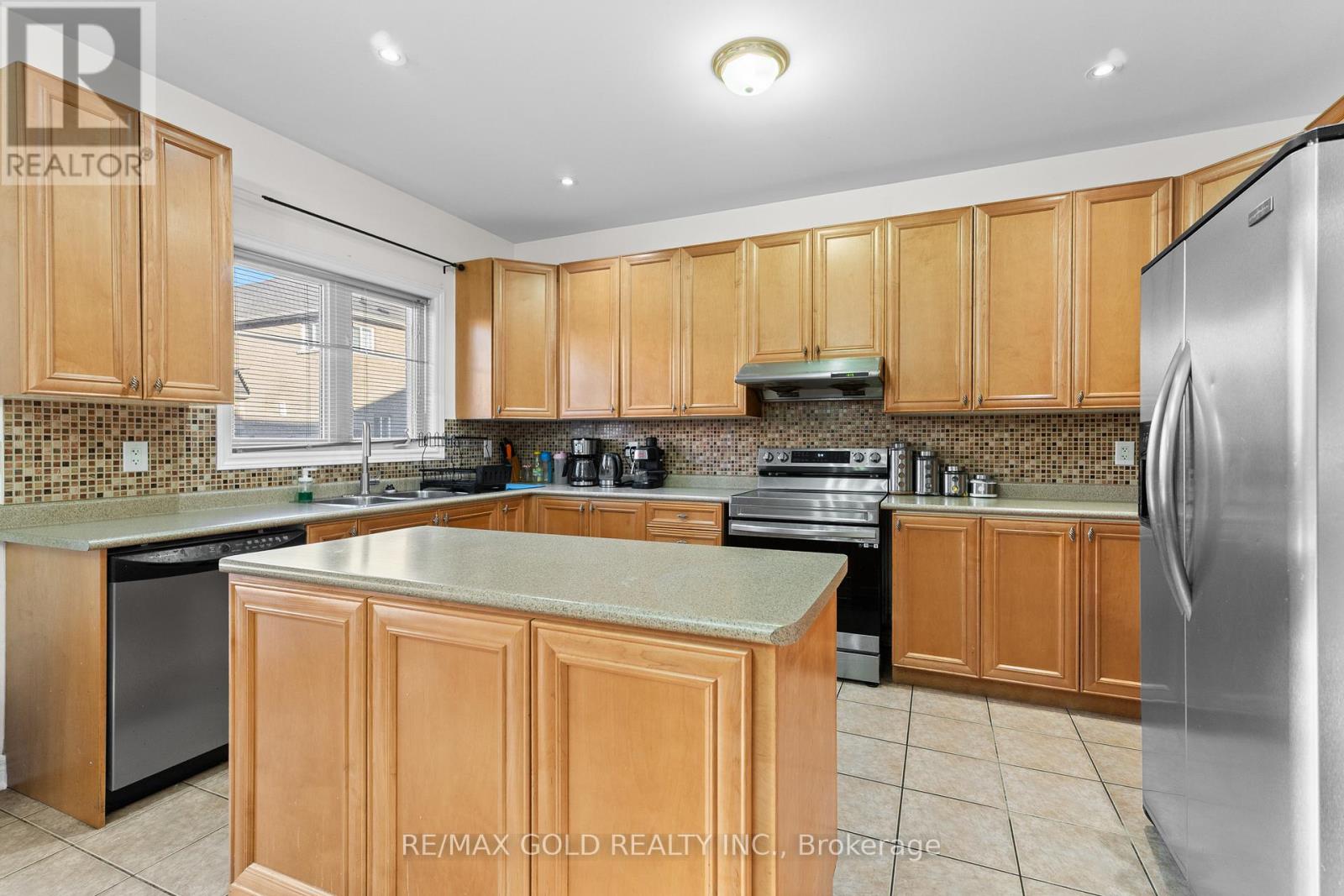 57 POWELL DRIVE - 15