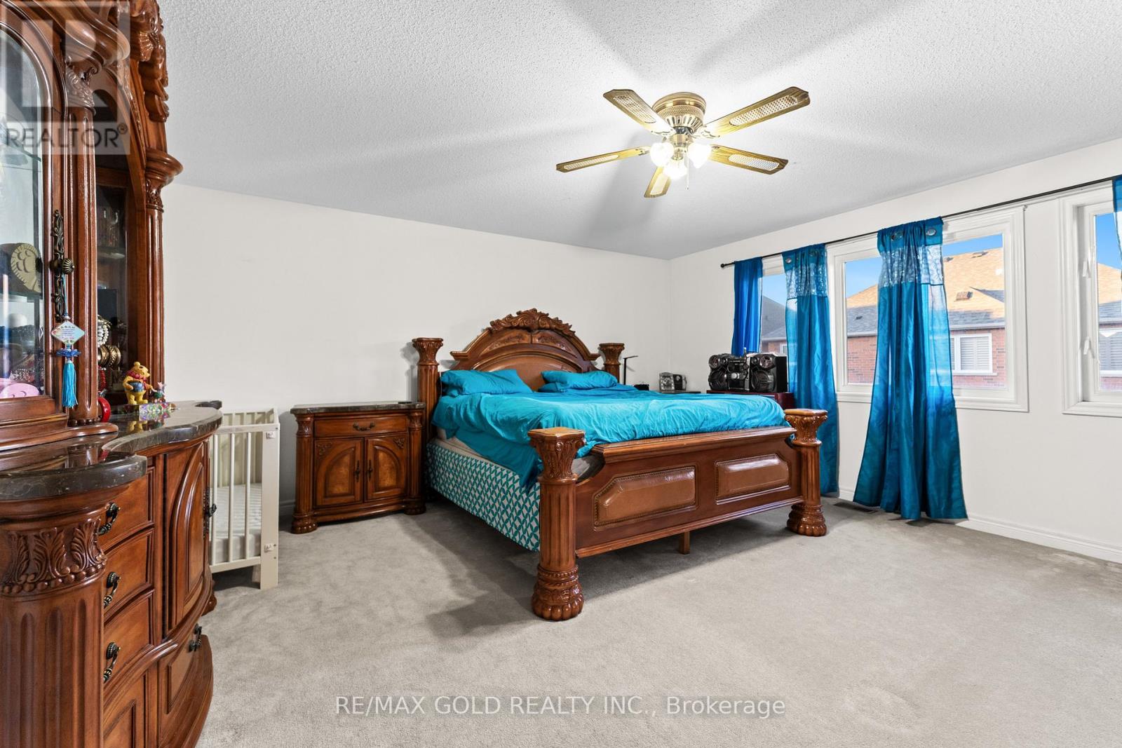 57 POWELL DRIVE - 24