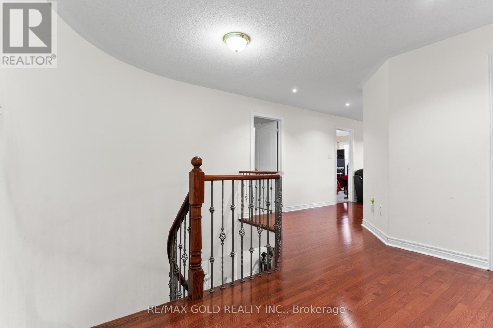 57 POWELL DRIVE - 41