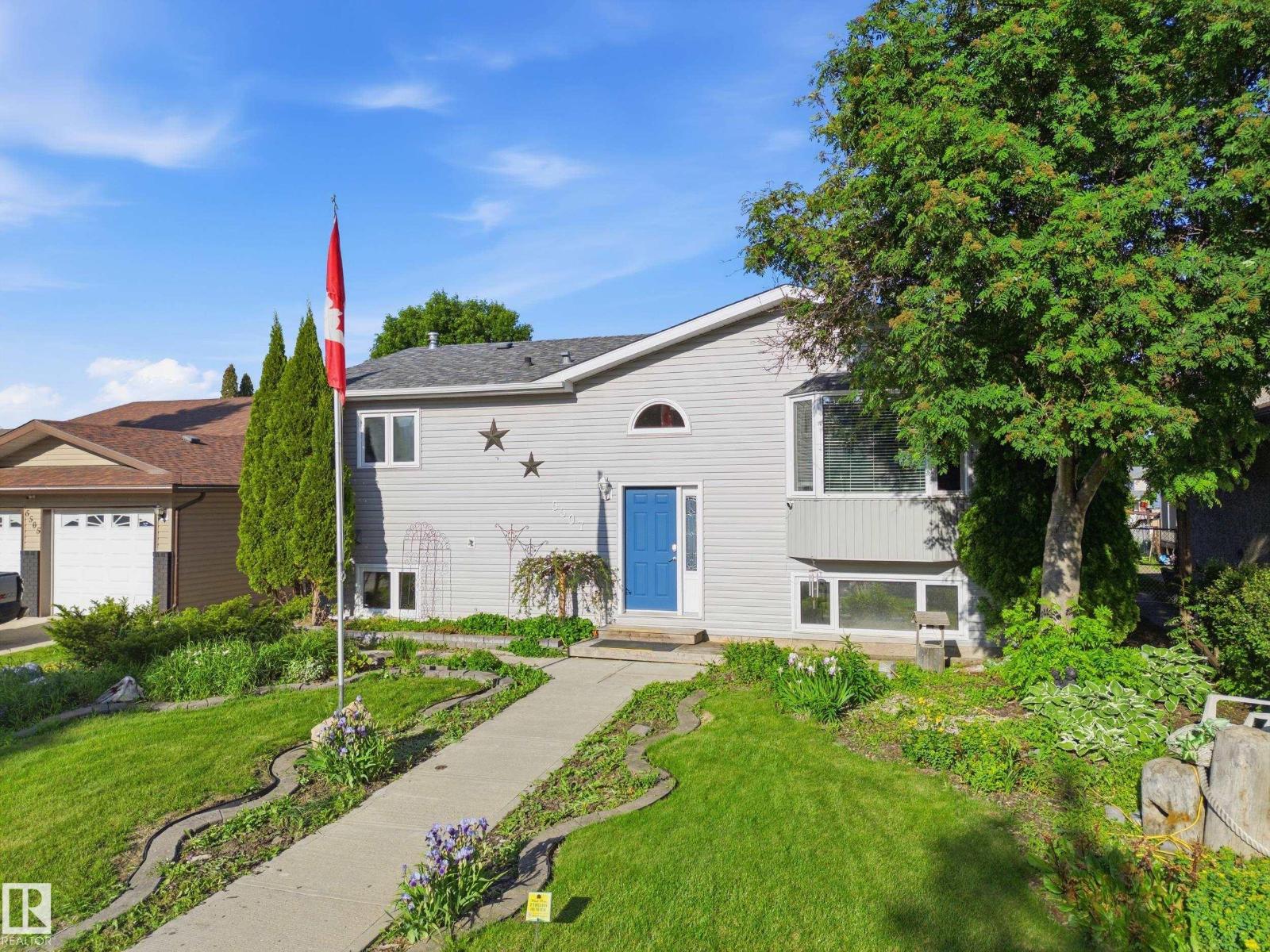 5507 47 ST - 4