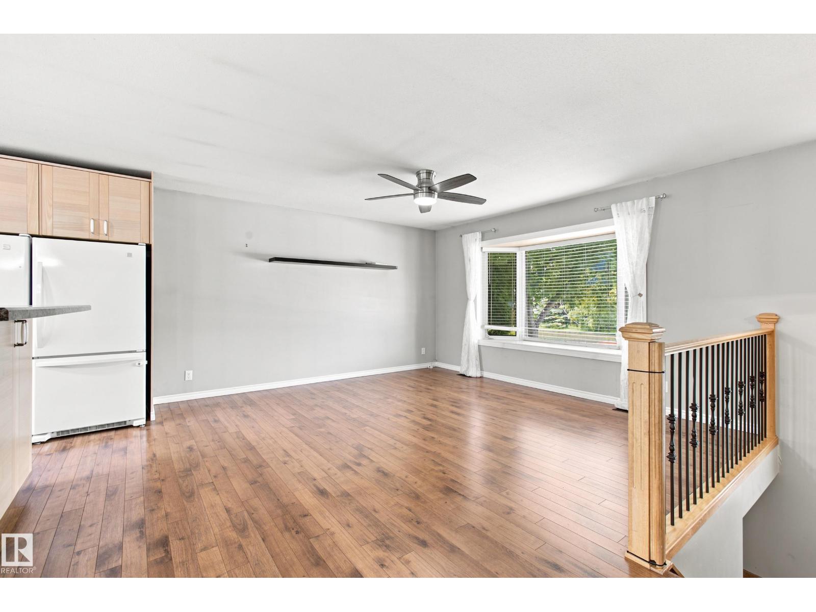 5507 47 ST - 8
