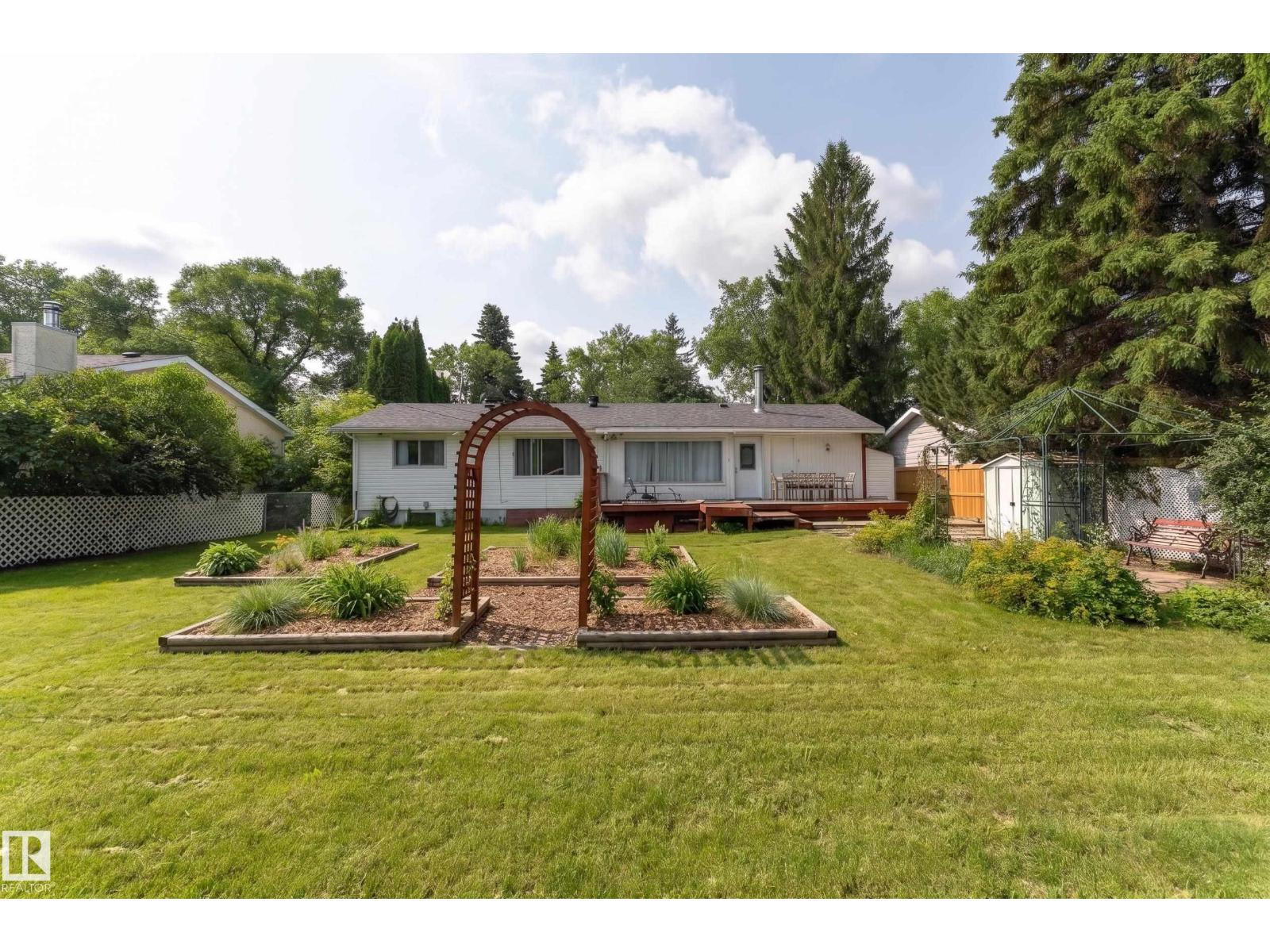 947 ALDER AV — photo 37
