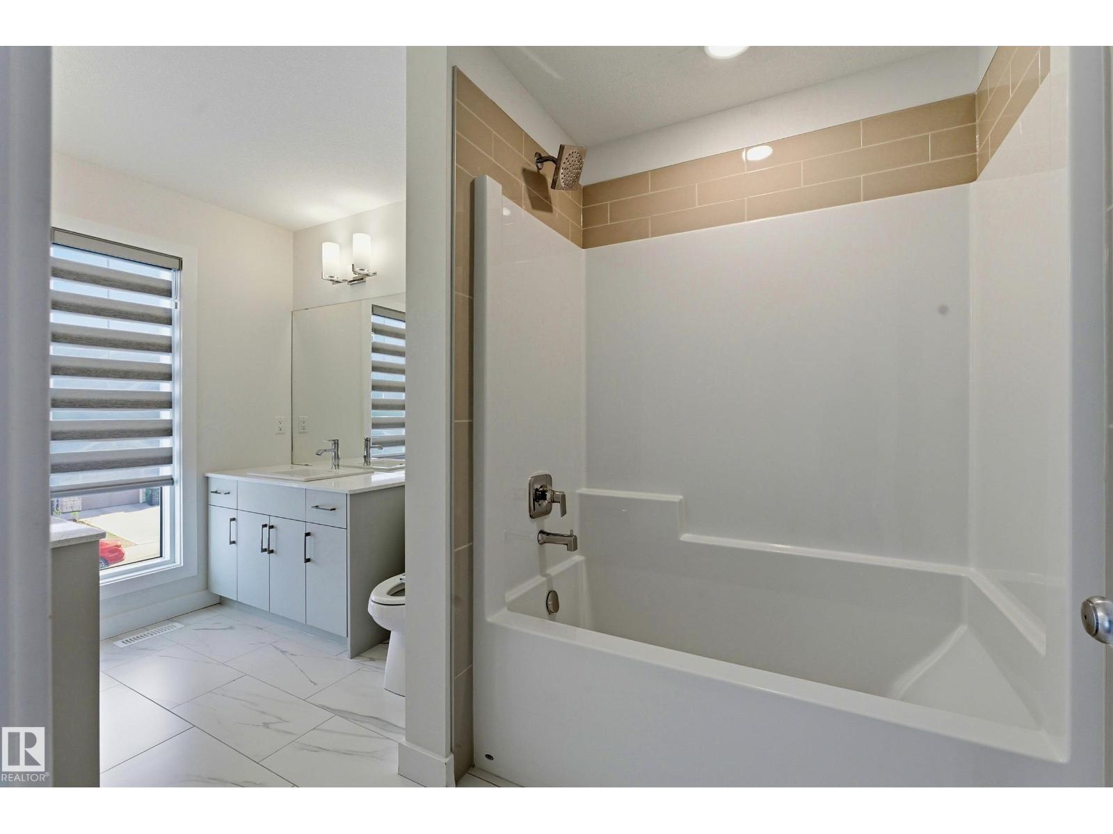 3888 CHRUSTAWKA PL SW SW - 14