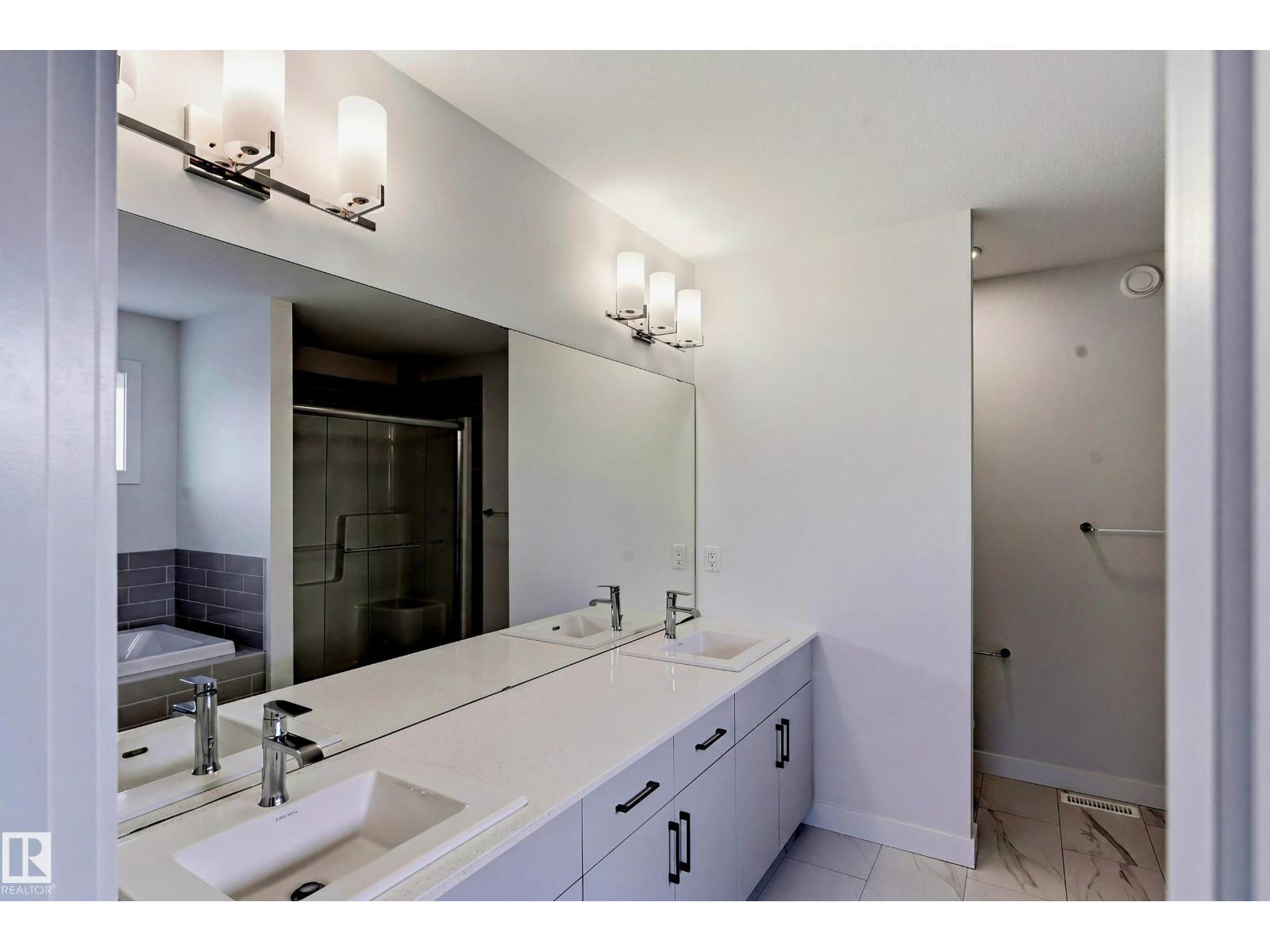 3888 CHRUSTAWKA PL SW SW - 21