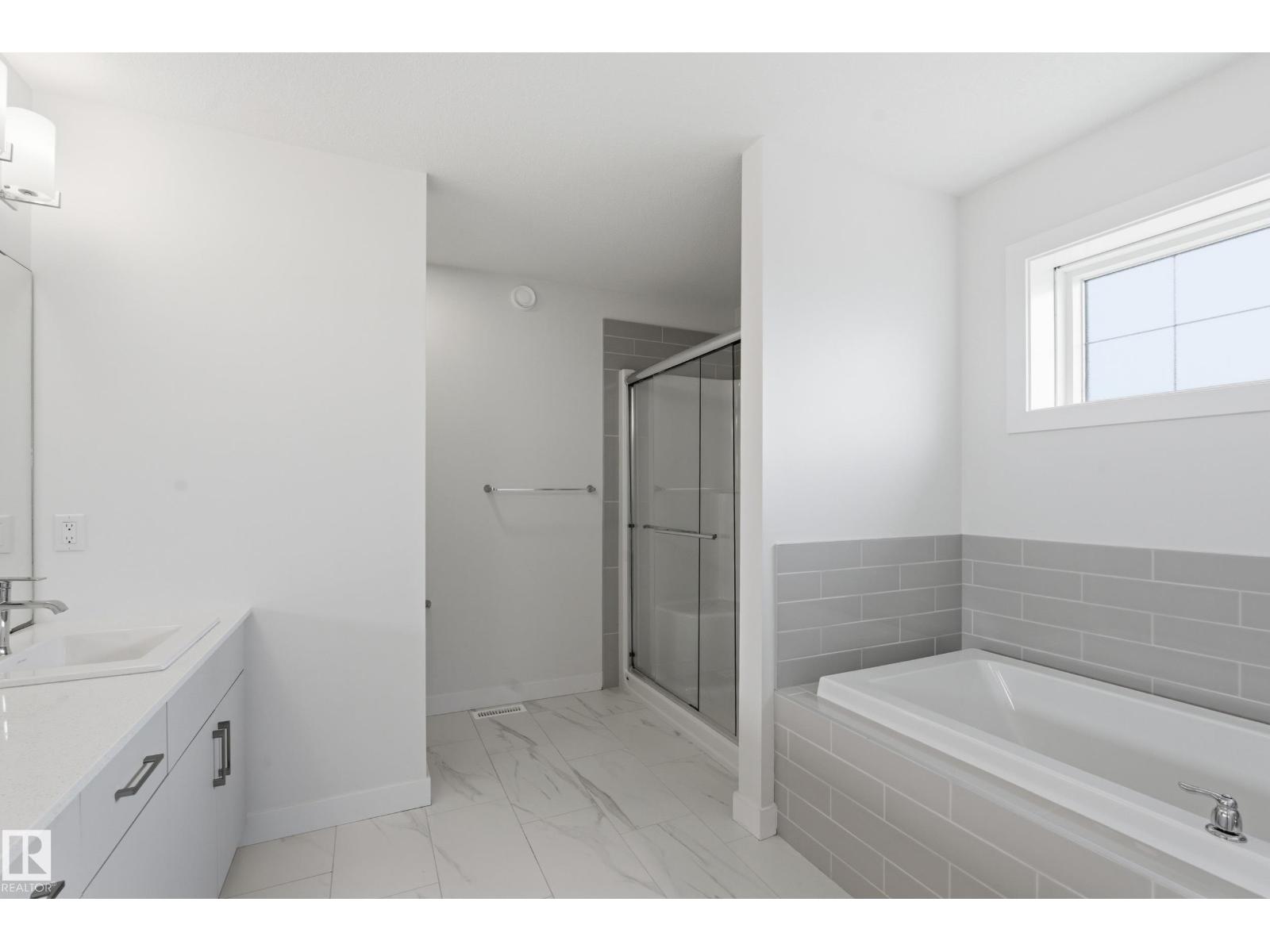 3888 CHRUSTAWKA PL SW SW - 22