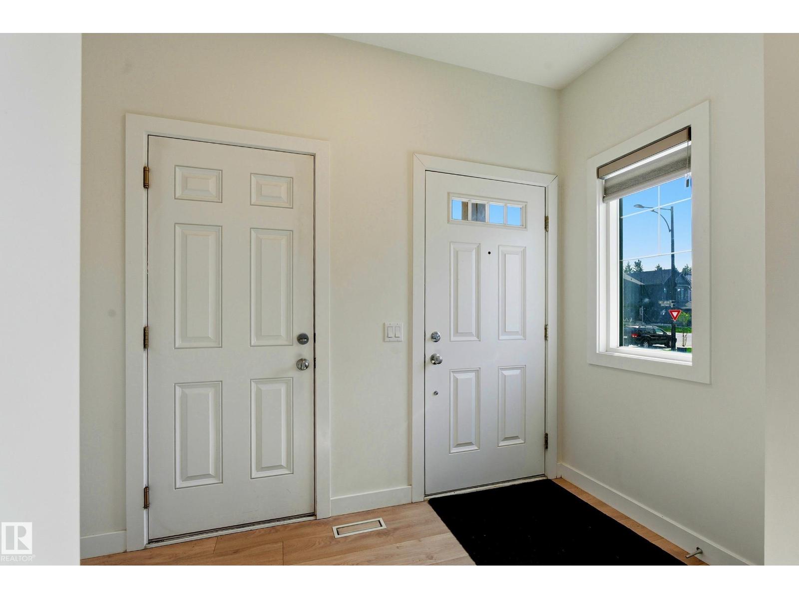 3888 CHRUSTAWKA PL SW SW - 4