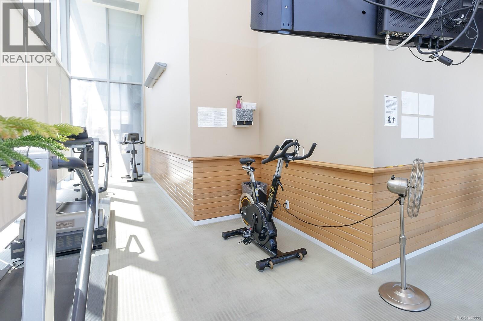 #816 160 Wilson St - 36